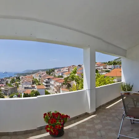 Bokan Apartment *