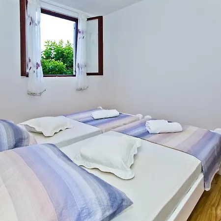 Bokan Apartment